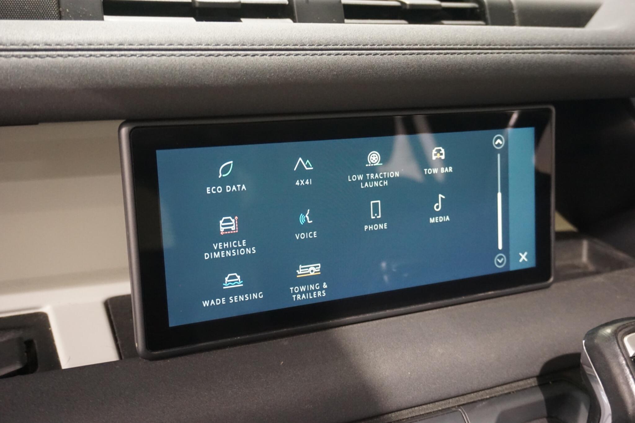 Land Rover Defender 110 3.0 D250 MHEV X-Dynamic SE SUV 5dr Diesel Auto 4WD Euro 6 (s/s) (250 ps)